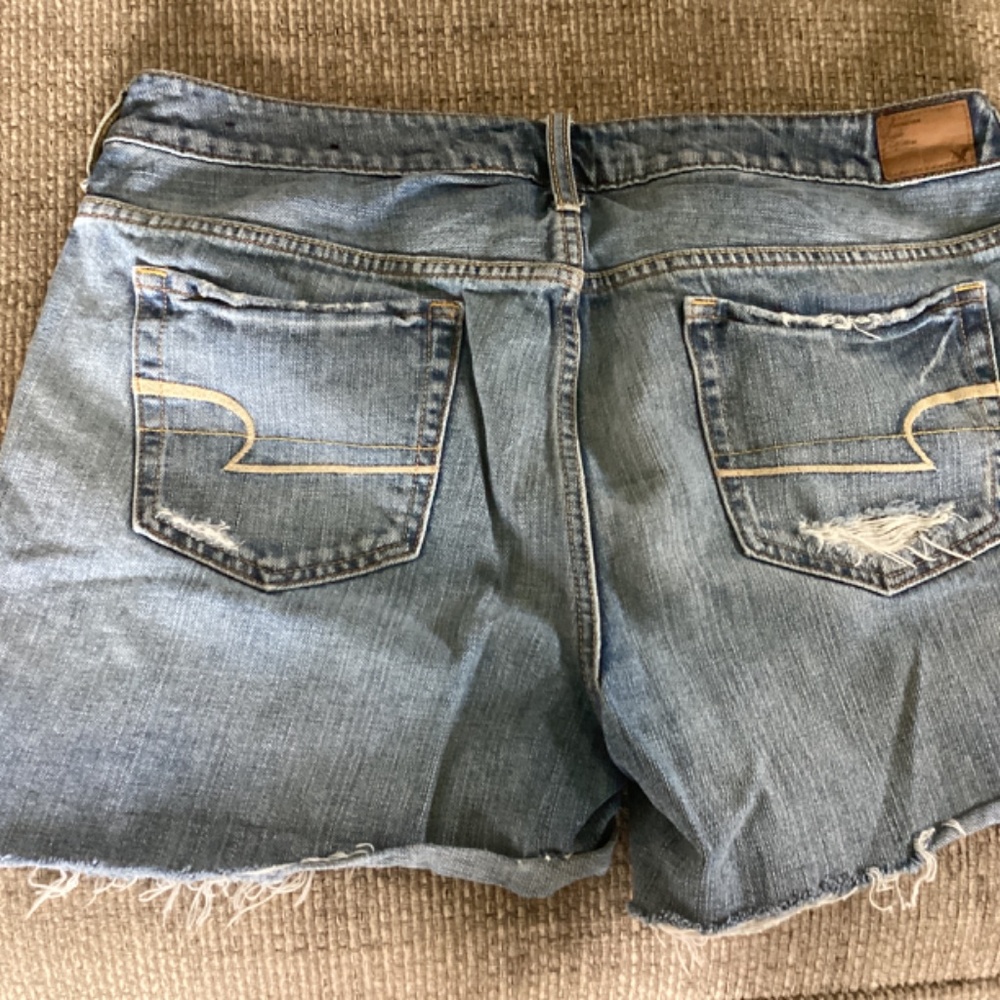 American Eagle jean shorts - Picture 2 of 3